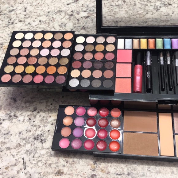 Jolee New York makeup set - Picture 2 of 4